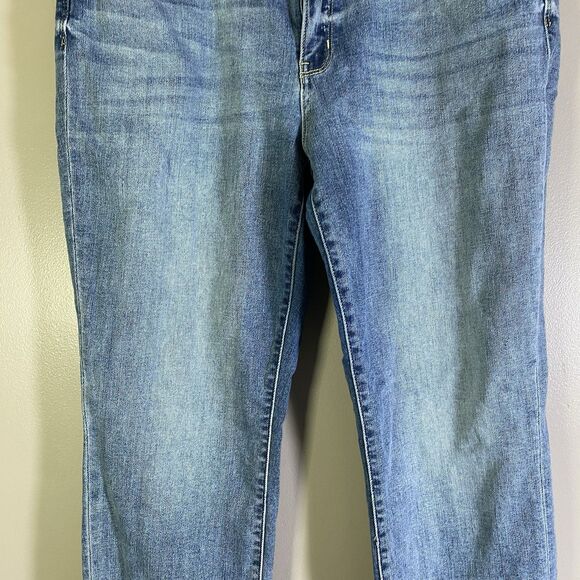 Judy Blue Boyfriend Fit Jeans Womens 13/31 Stretch Denim Lt Wash JB82335LT - Picture 3 of 16